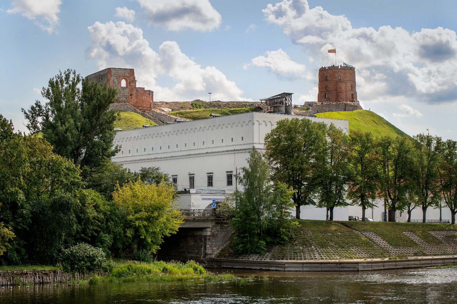 LNDM Taikomosios Dailės Ir Dizaino Muziejus | Go Vilnius