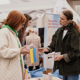 Mentorystės programa „BeFriend Vilnius“ įgauna pagreitį: apie 400 ukrainiečių Vilniuje jau turi mentorius 