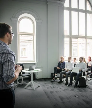 Rahmenprogramm für Konferenzen