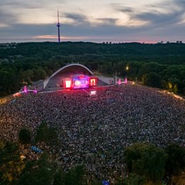   Į Vingio parką sugrįžta šventė „Jaunas kaip Vilnius“ – sceną sudrebins pasaulinio lygio žvaigždė Rita Ora