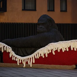 Vilnius Dresses its Sculptures in Cozy Knits for Holiday Season